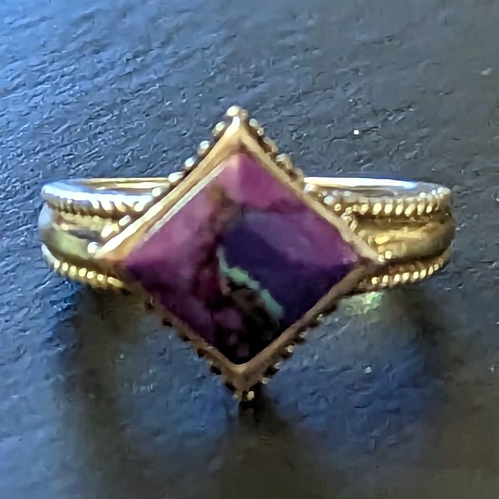 Purple turquoise (dyed) ring .925